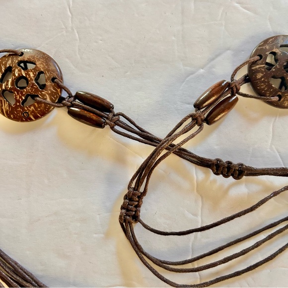 Bohemian Hippie 70’s Macrame Belt Brown Coconut Shell Wooden Beads - Picture 4 of 5